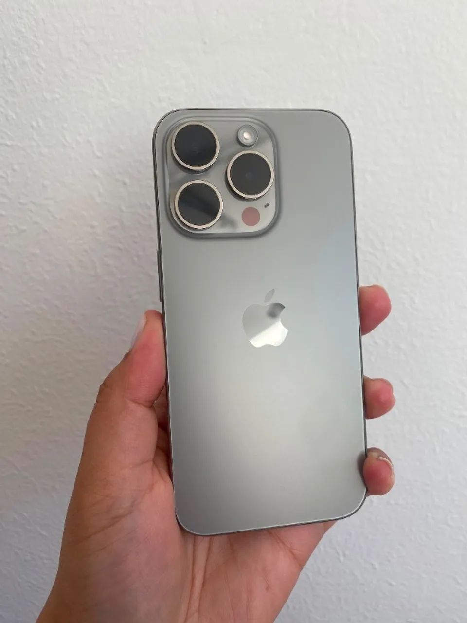 iPhone 15 Pro   - Foto 2
