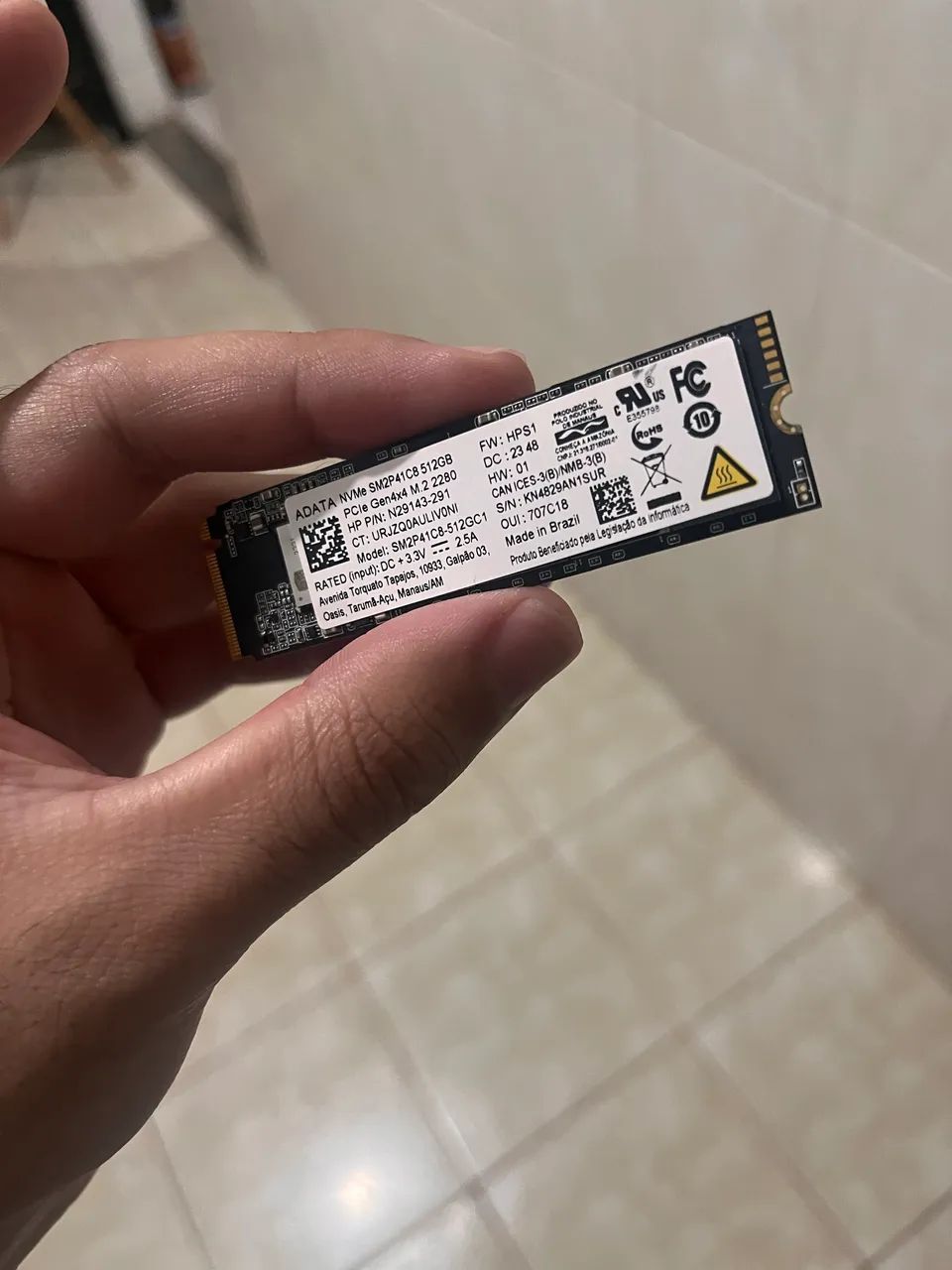 SSD NVMe ADATA de 512 GB