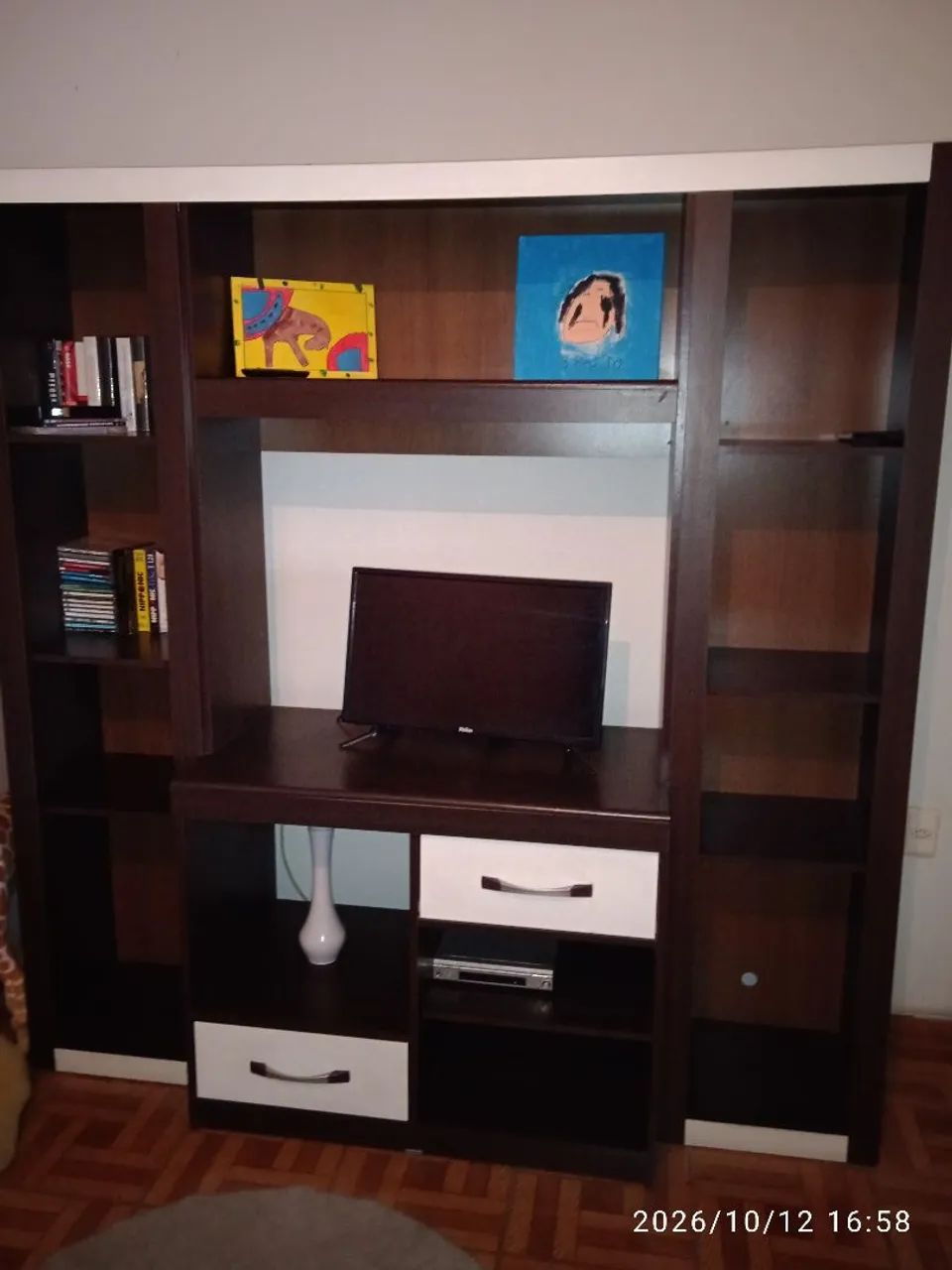 Estante para sala 