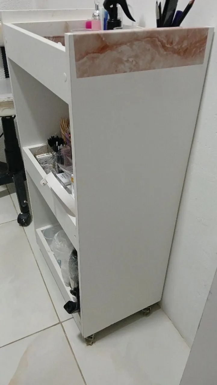 Carrinho auxiliar 