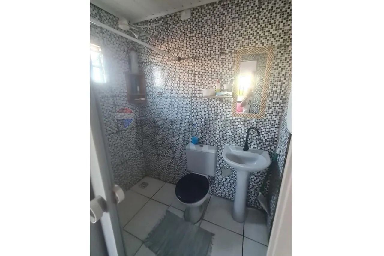 CASA COM 1° ANDAR EM BAIRRO TRANQUILO | CONFORTO E ESPAÇO - Foto 5