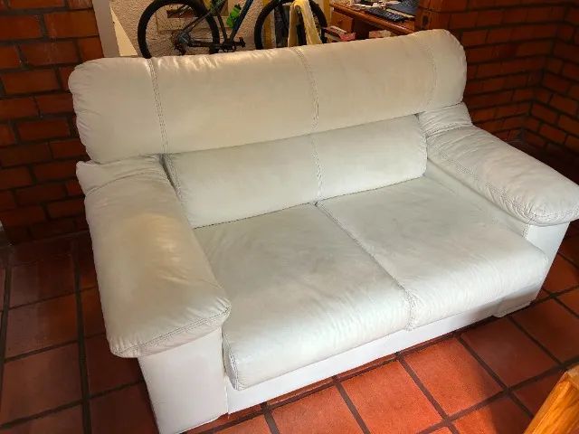 Sofá 2 lugares