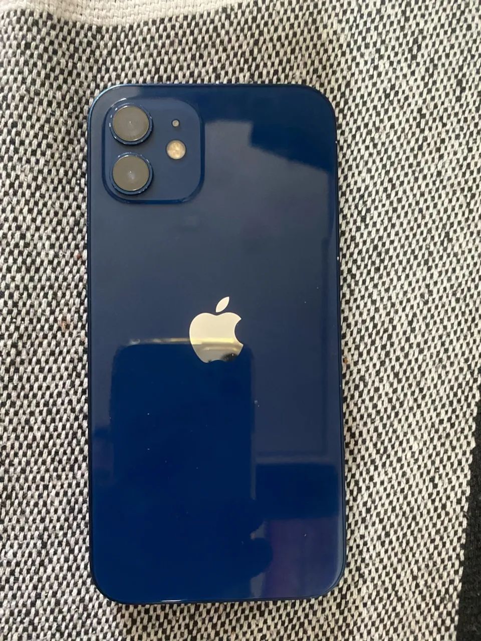 IPHONE 12 64g AZUL ?