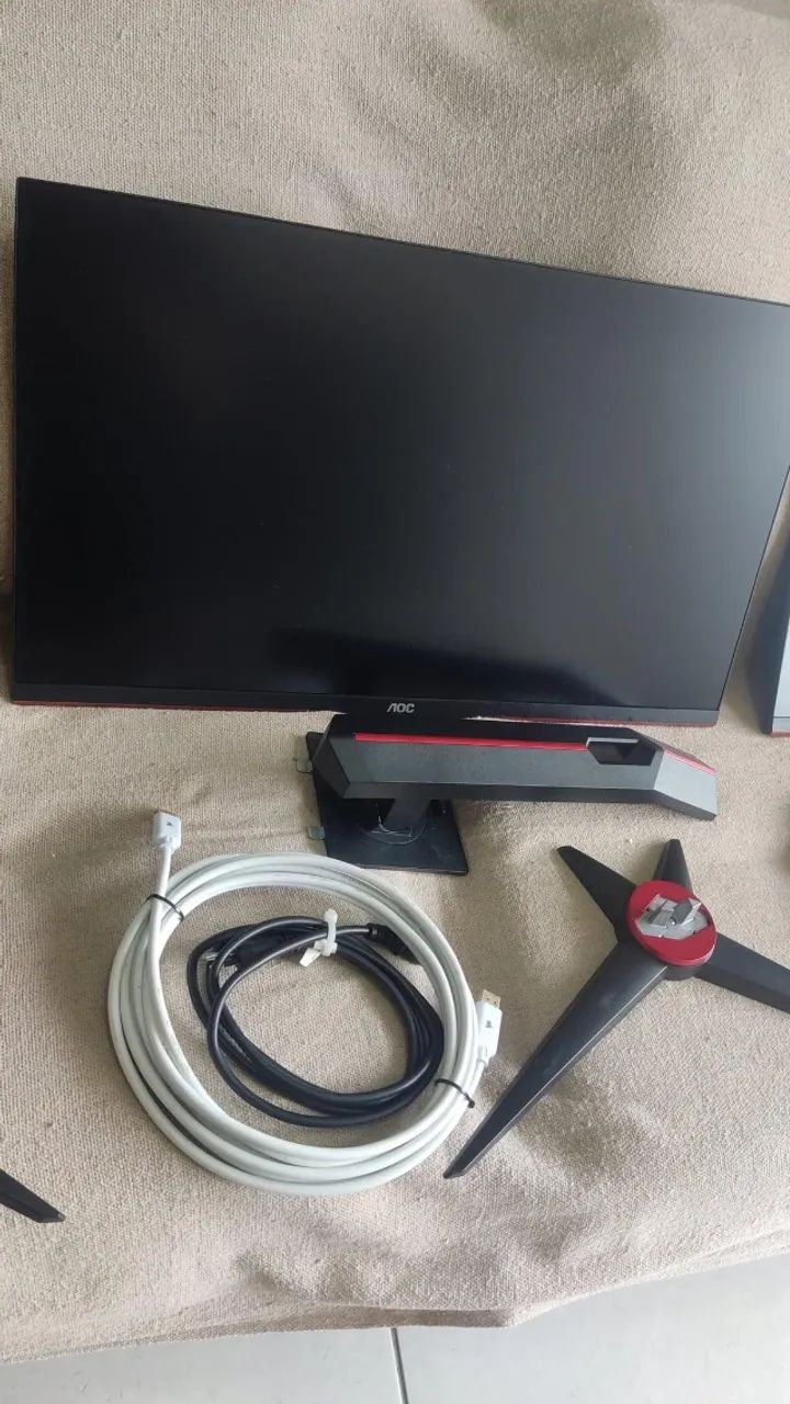 3x Monitores 144Hz - 1ms - 27" - AOC - Foto 3