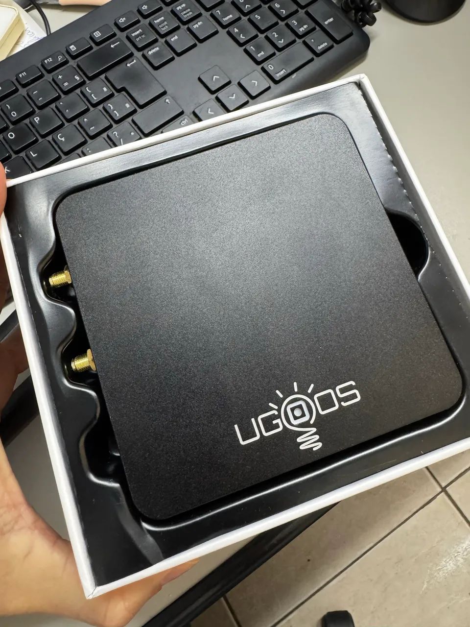 Ugoos AM6B+ com CoreELEC - Foto 2
