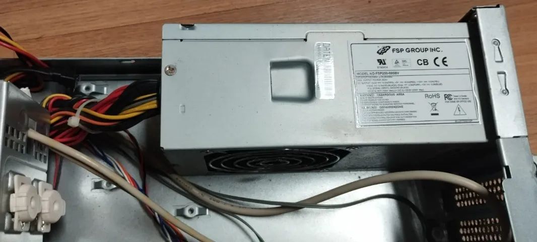 Gabinete Daten com fonte - Foto 5