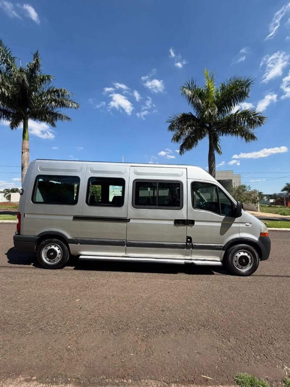 Renault Master 2.3 DCI STD Medio Esco. 20L Dies. 2013 - Foto 5