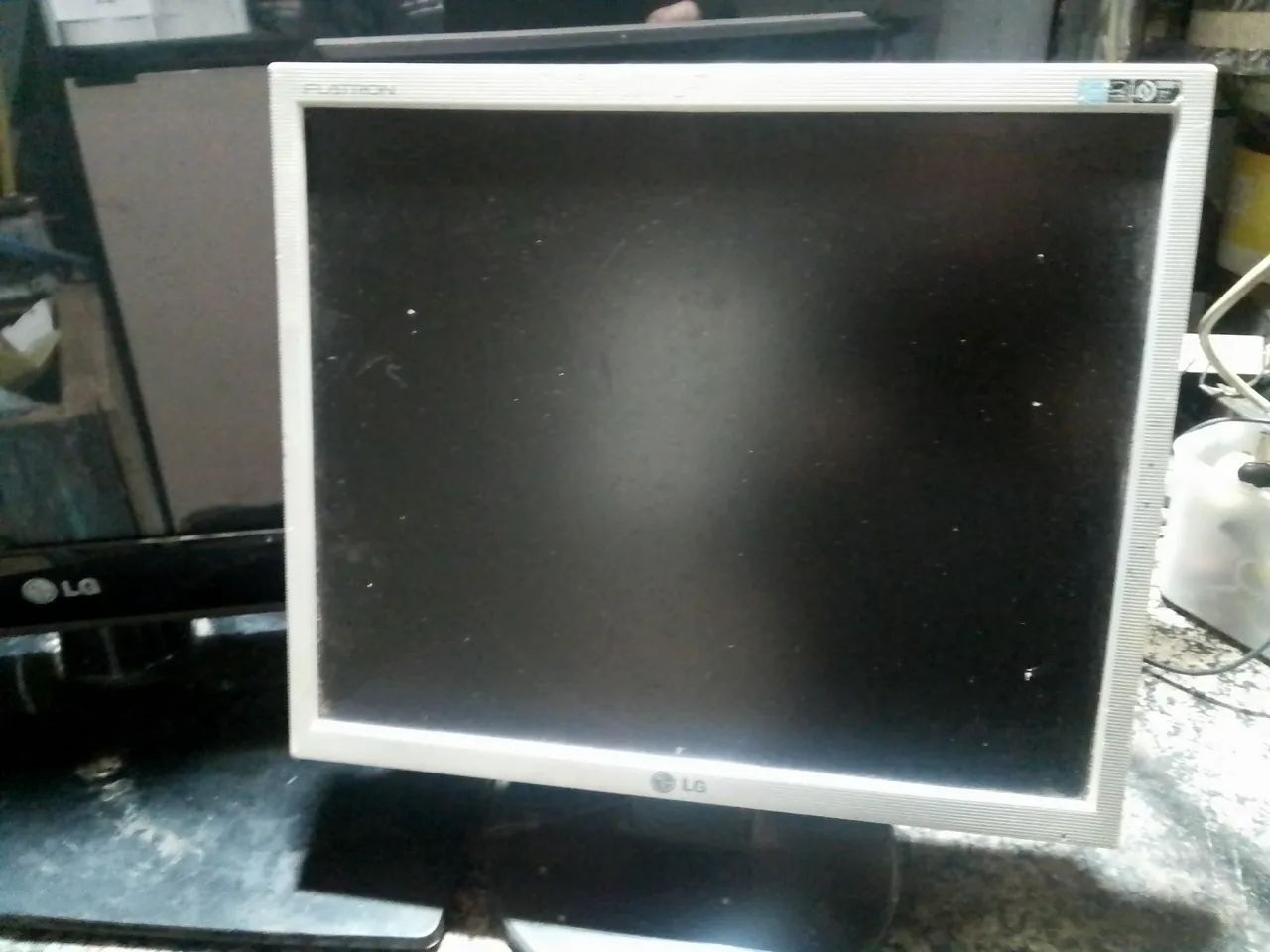 Lote de TVS e monitor para retirada de peças ou reparo. RETIRADA NO LOCAL. - Foto 2