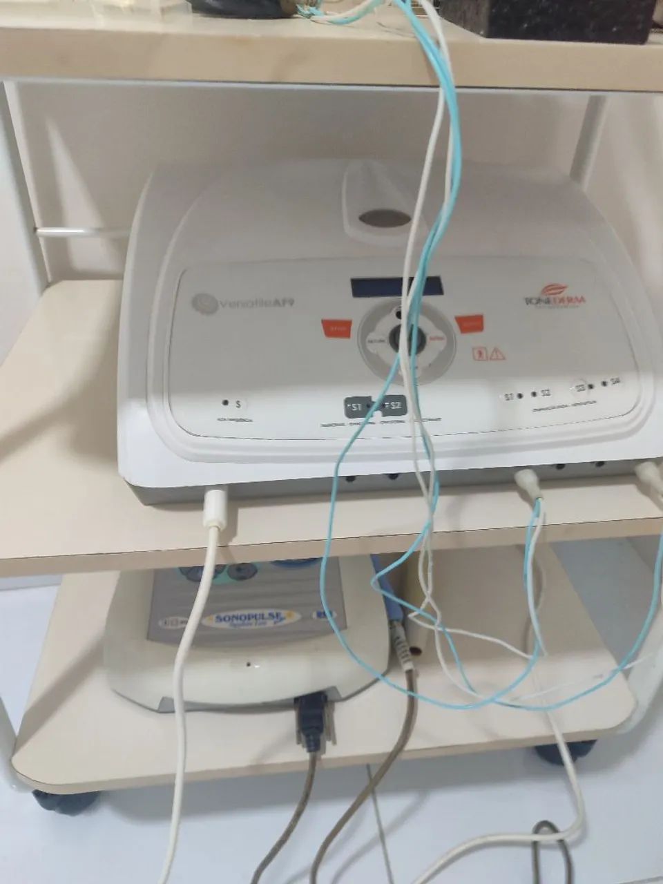 Máquina estética corporal e facial