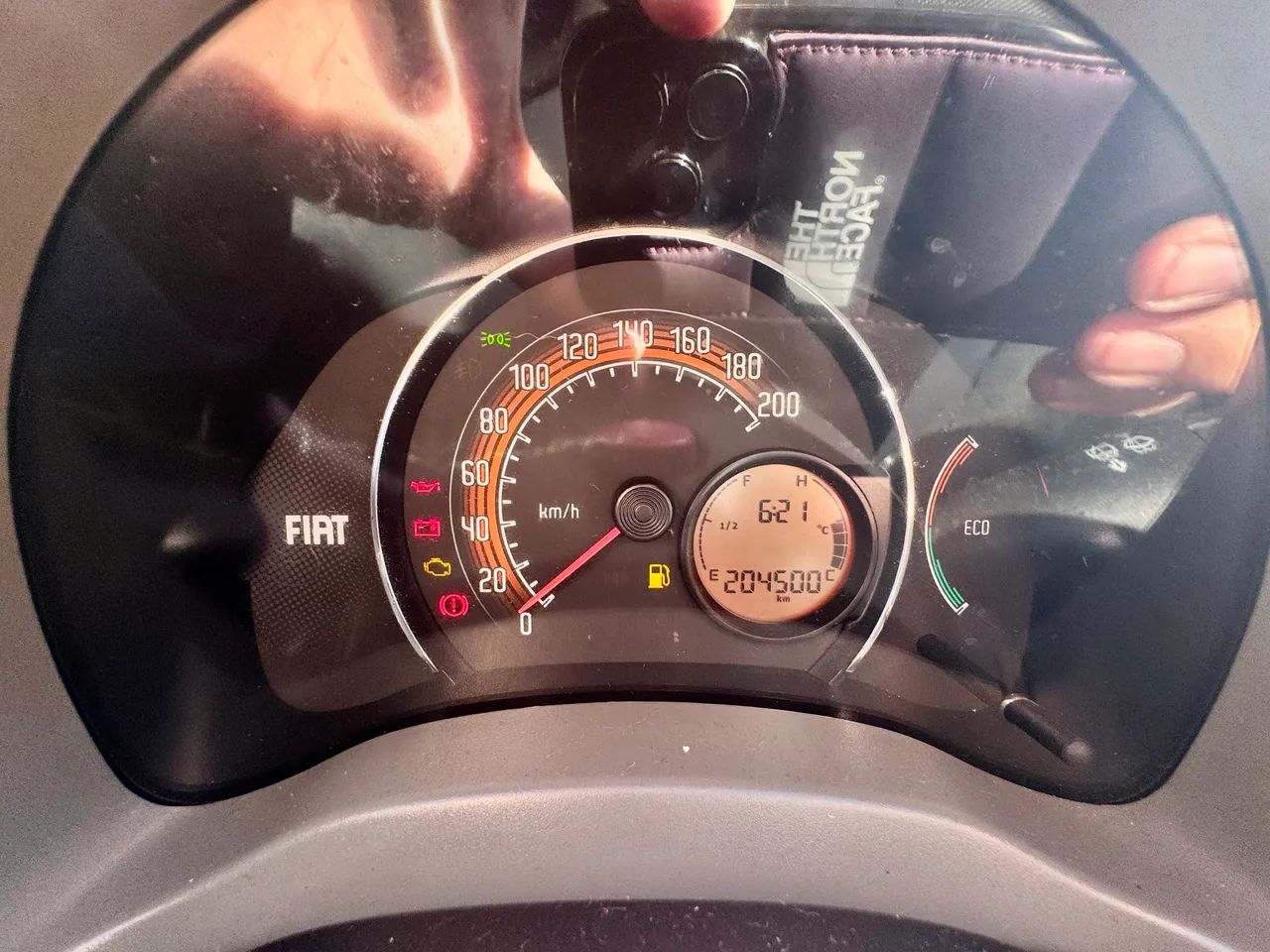 Fiat Uno Vivace 1.0 EVO Fire Flex 8V 3P 2015 - Foto 5