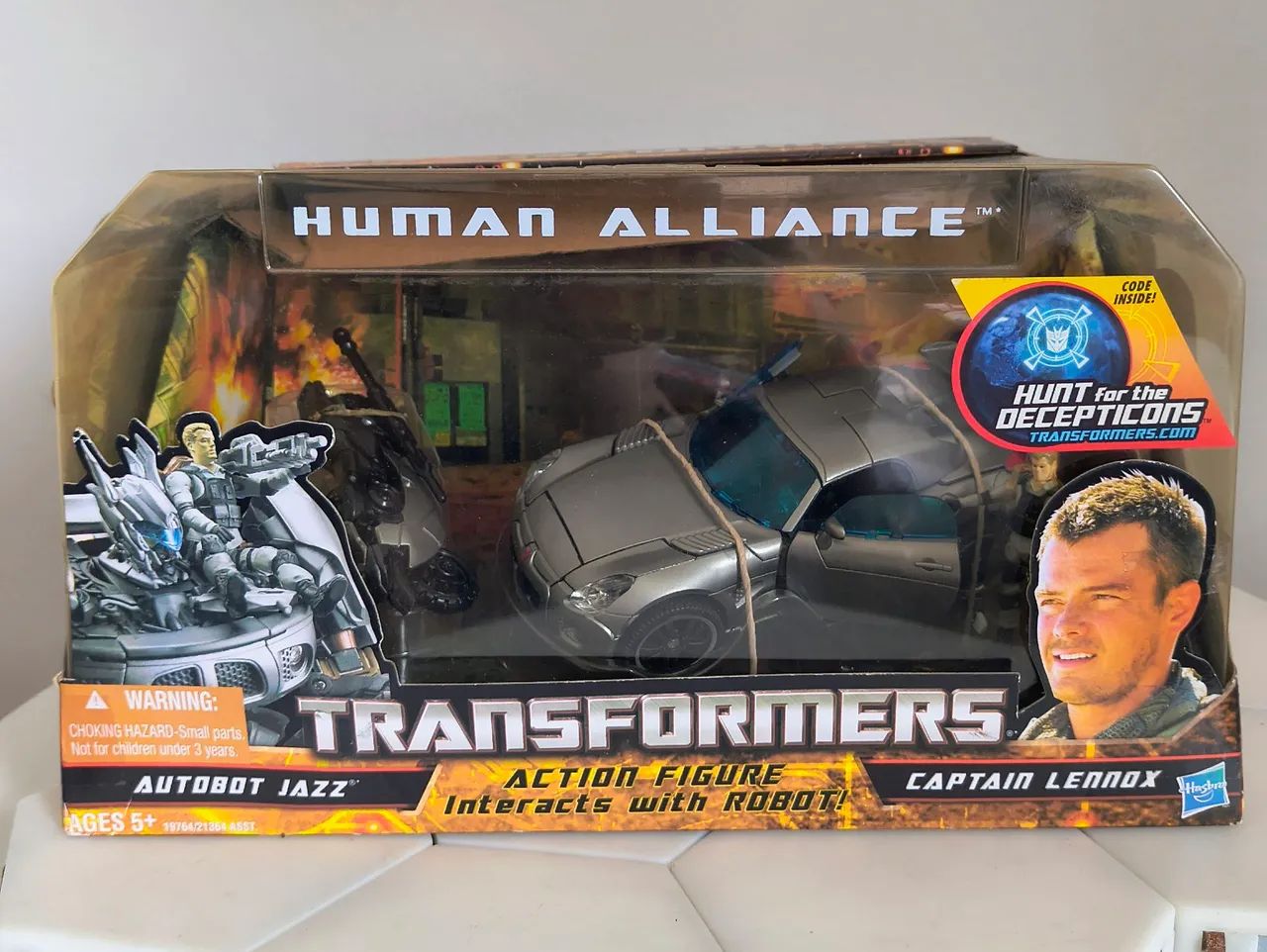 Transformers Human Alliance - Autobot Jazz e Captain Lenoxx