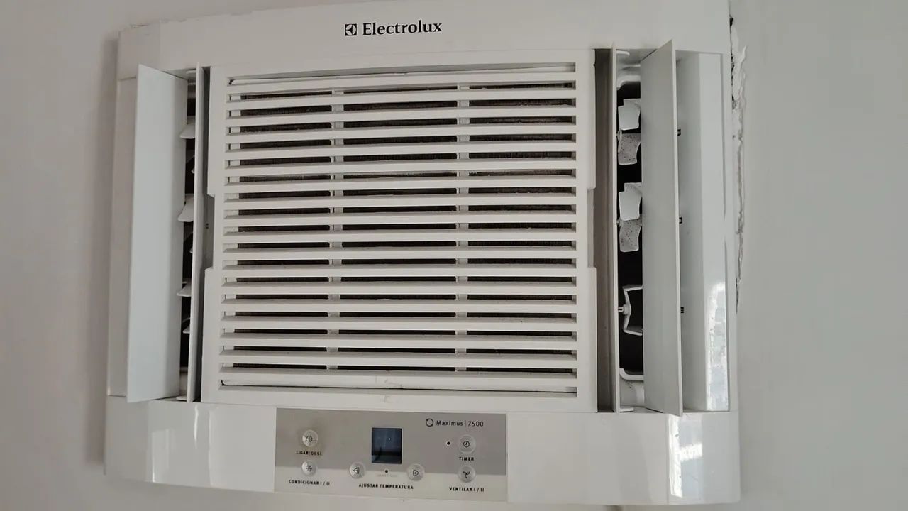 Ar condicionado de janela 7500 BTUS