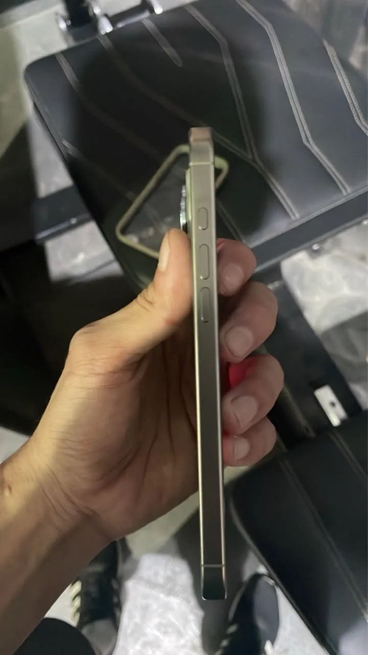 iPhone 16 Pro Max 256GB Natural Titanium - Foto 2