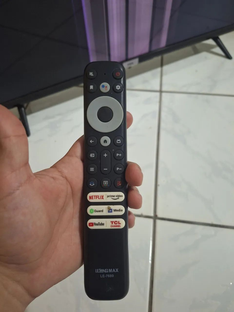 TV TCL 32 SMART - COM DEFEITO  - Foto 2