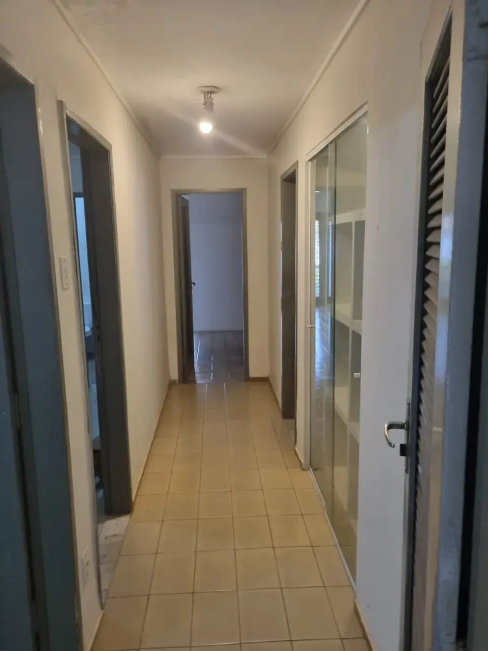 Alugo casa no Olho D'Água - Foto 2