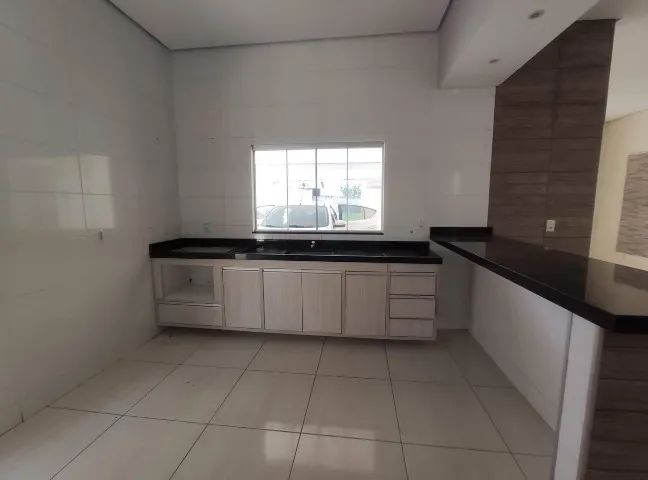 Casa em Guaraí ampla com 3/4, área de lazer e Piscina - Foto 4