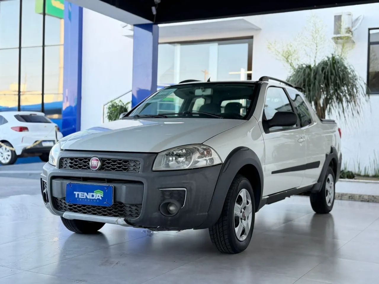 Fiat Strada Working Hard 1.4 Fire Flex 8V CD 2017 - Foto 2