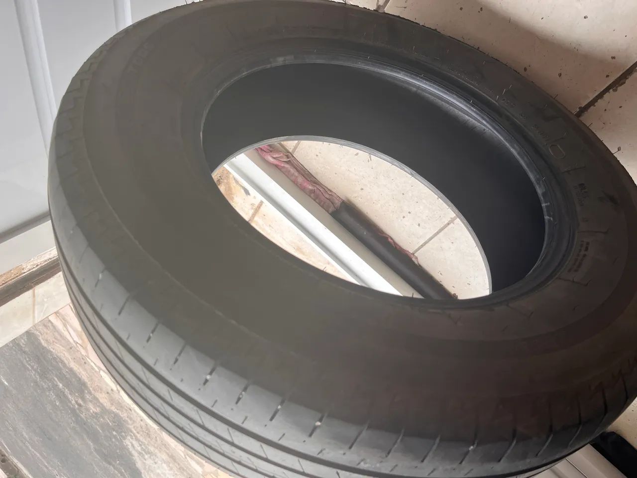 Vendo dois pneus - Foto 3