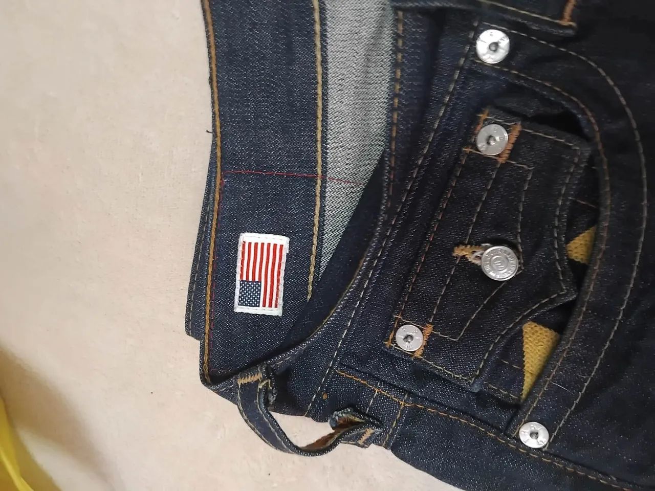 Calça TRUE RELIGION (aceito troca) - Foto 4