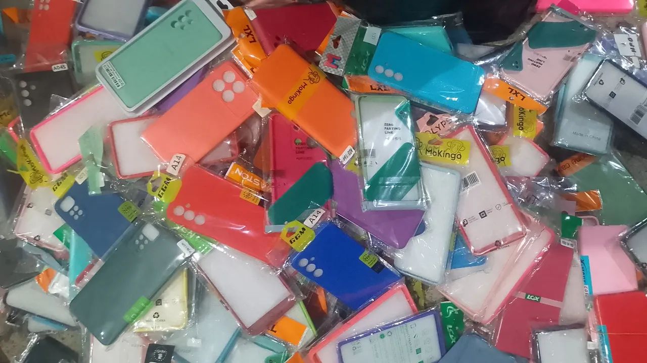  Capinha de celular Diversos modelos e cores