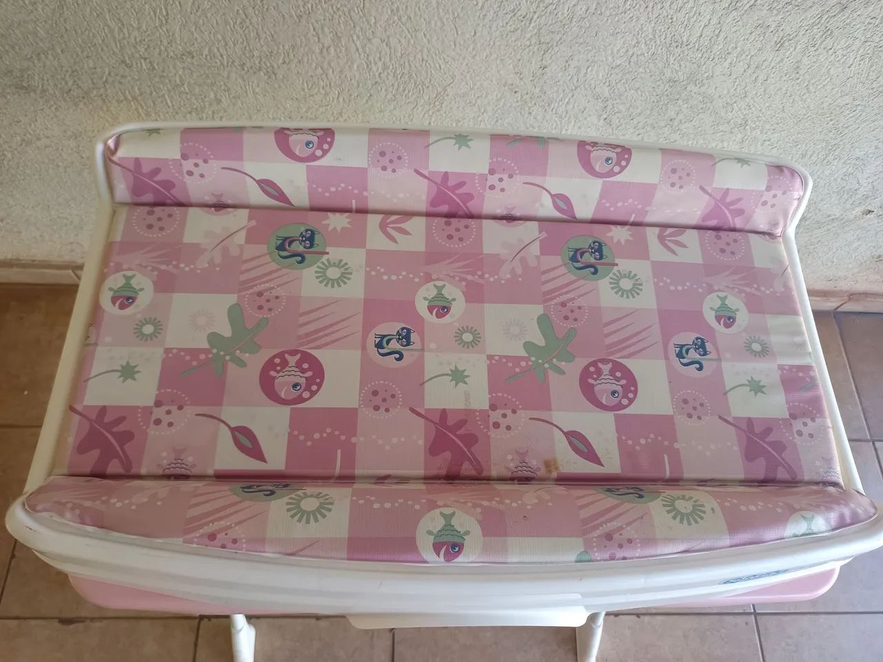Banheira com suporte e trocador , porta objetos  - Foto 4