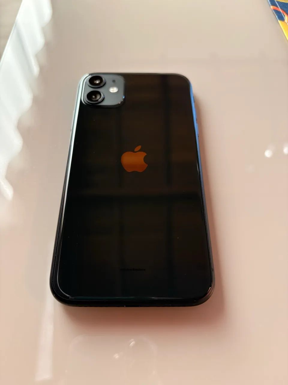 Vendo iPhone 11 64GB - Em ótimo estado! - Foto 2
