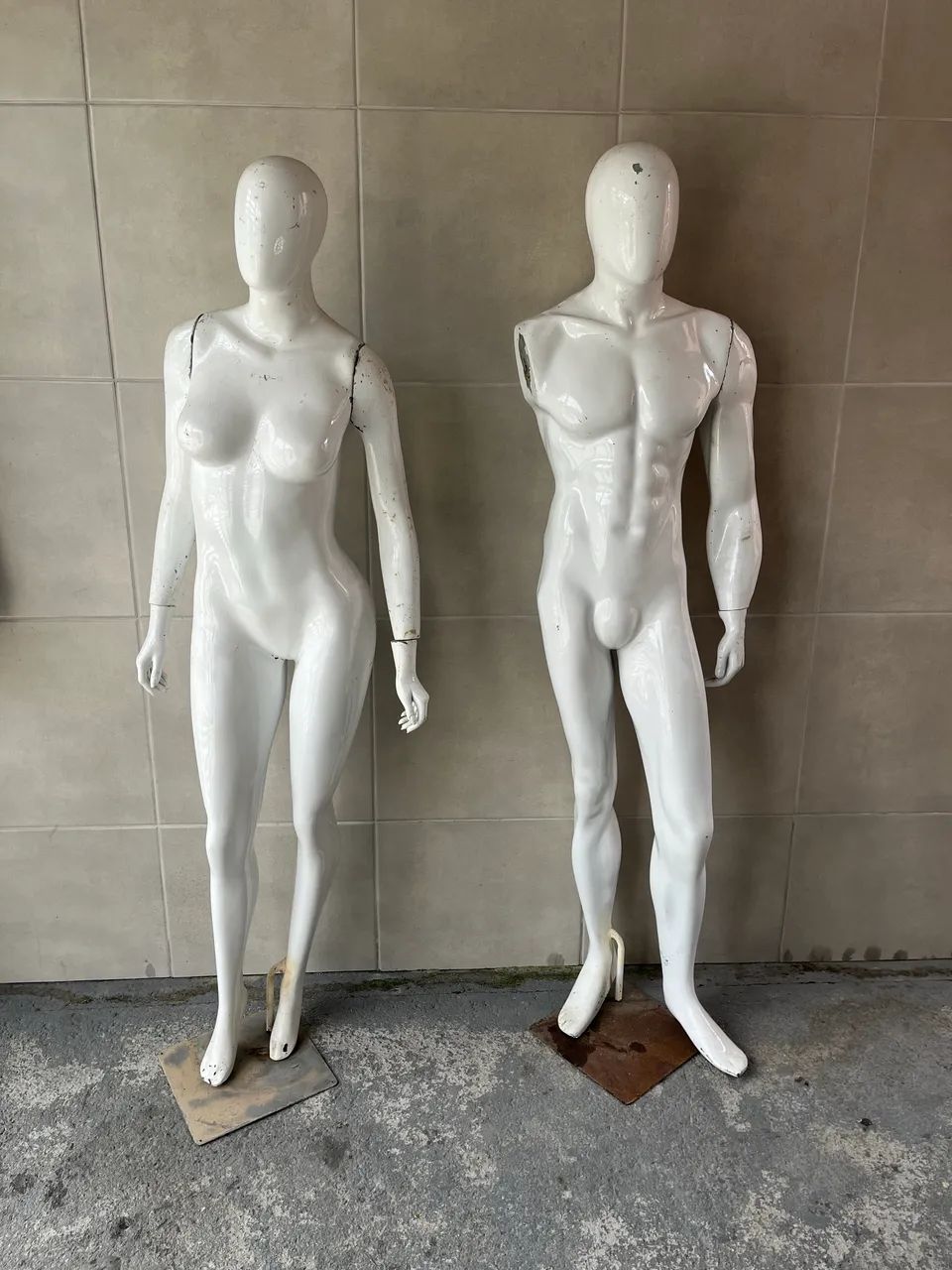 Manequins M F