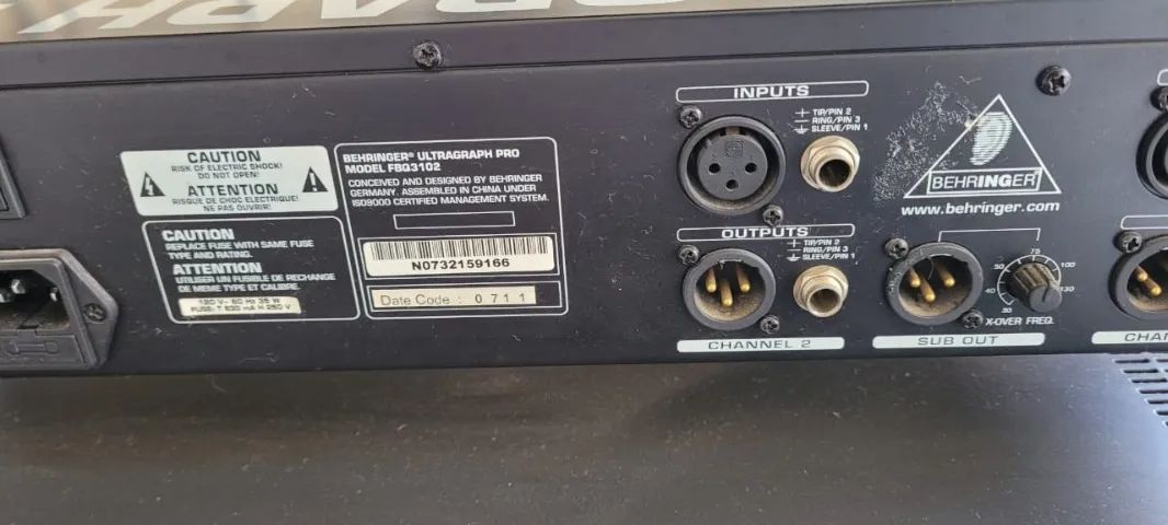 Rack De Áudio Profissional Wattsom Com Mesa E Amplificador Prateado - Foto 3