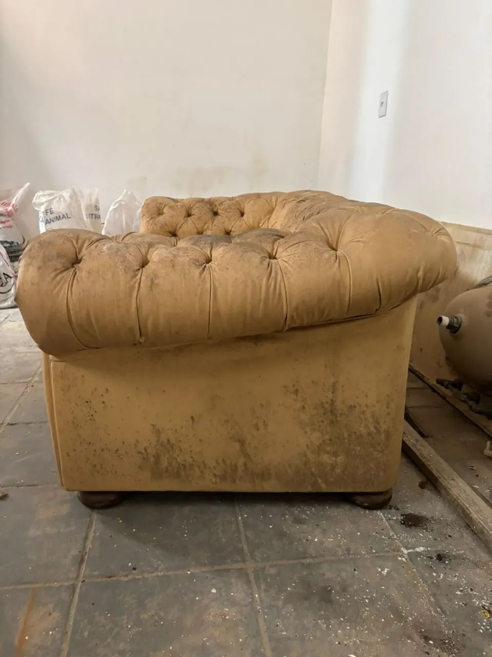 Sofá Chesterfield para Reformar - Foto 2
