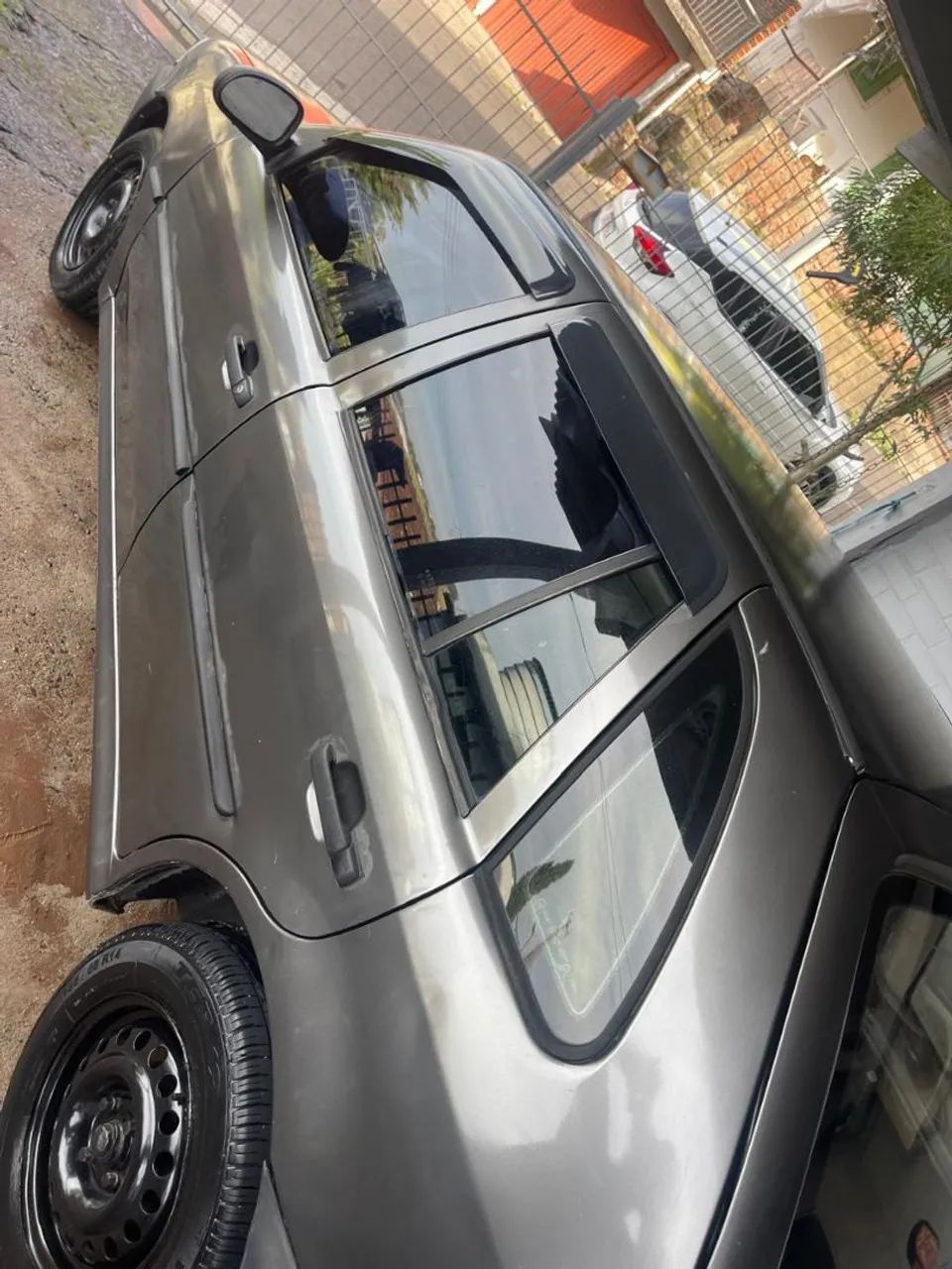 Volkswagen Gol Geração II CL 1.6 8V MI Gasolina Mec. 4P 1999