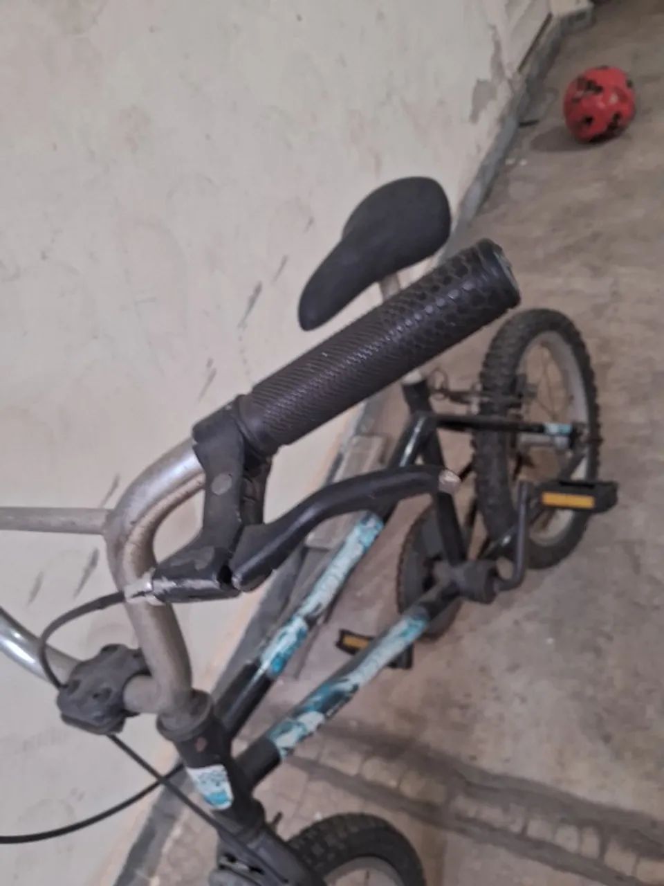 Bicicleta infantil aro 20 - Foto 4