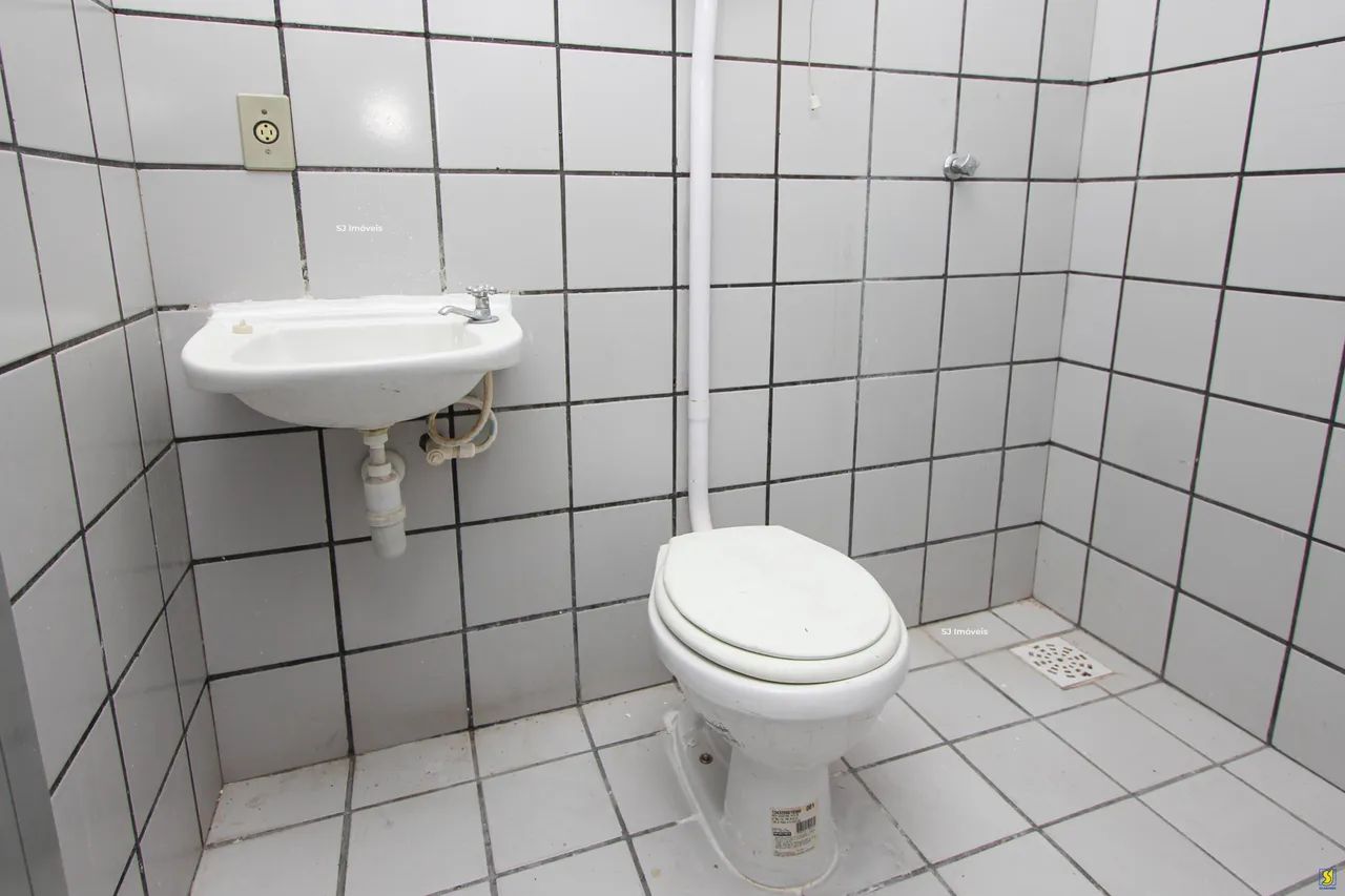 Sala comercial com estacionamento no Bom Futuro - Foto 5