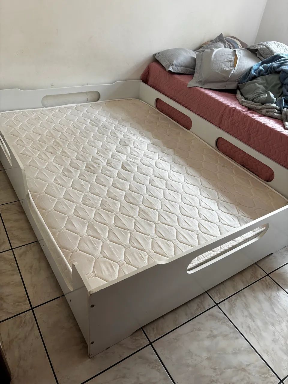 Cama de casal Montessori 