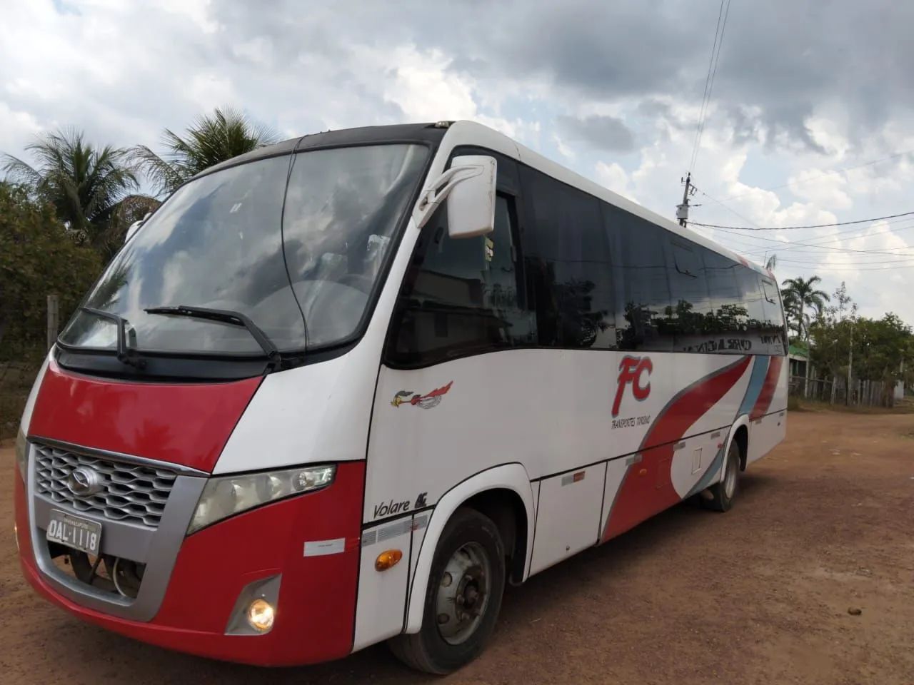 Vendo micro-ônibus