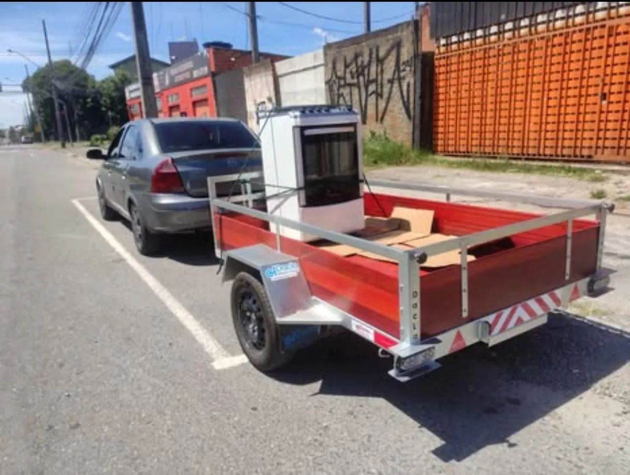 Vendo carretinha dacla tenho nota fiscal comprei na dacla barigui  - Foto 3