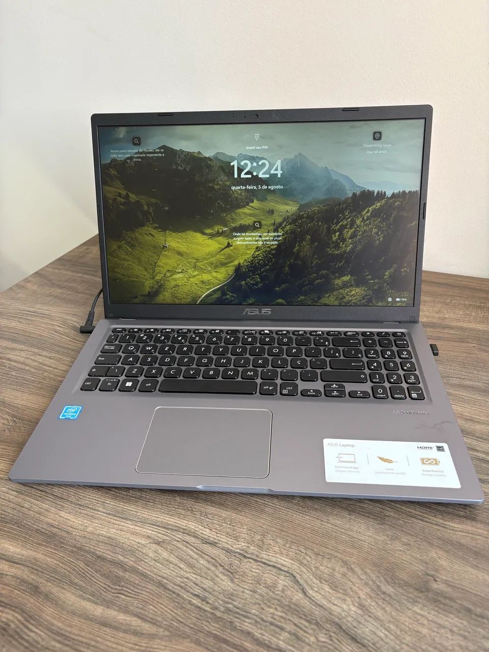 Notebook ASUS 15,6?