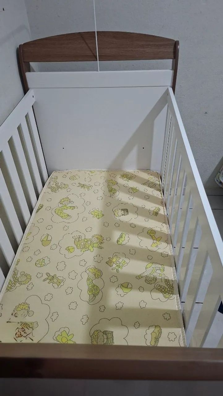 Berço que vira caminha