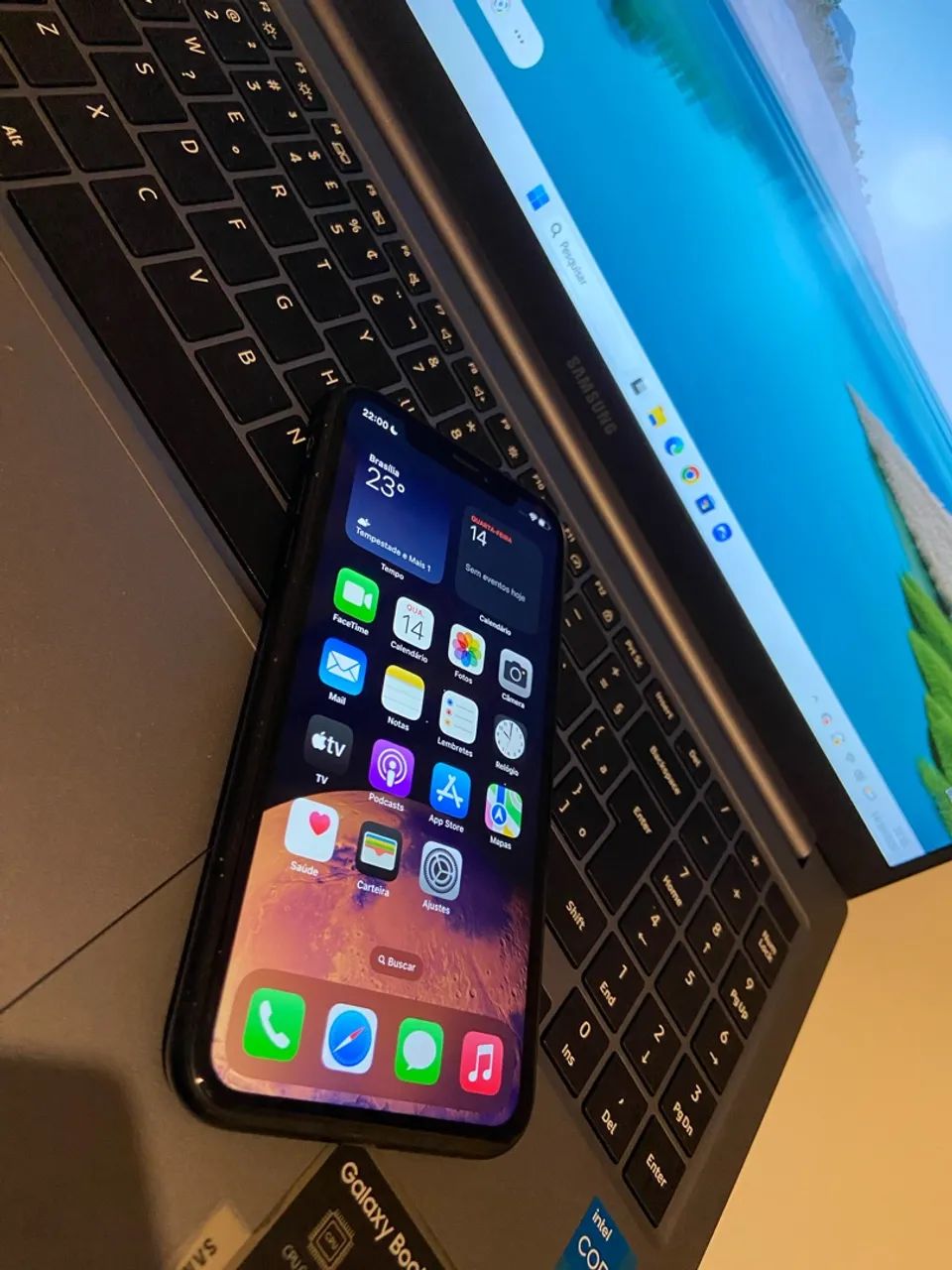 iPhone XR 64 GB 