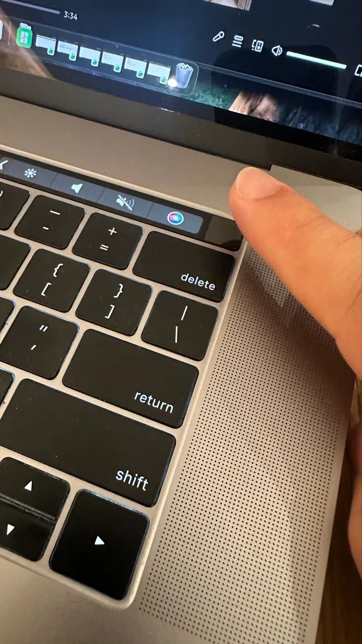 Macbook Pro 15 Core i9 32gb Ram 1Tb SSD Touchbar - Notebooks
