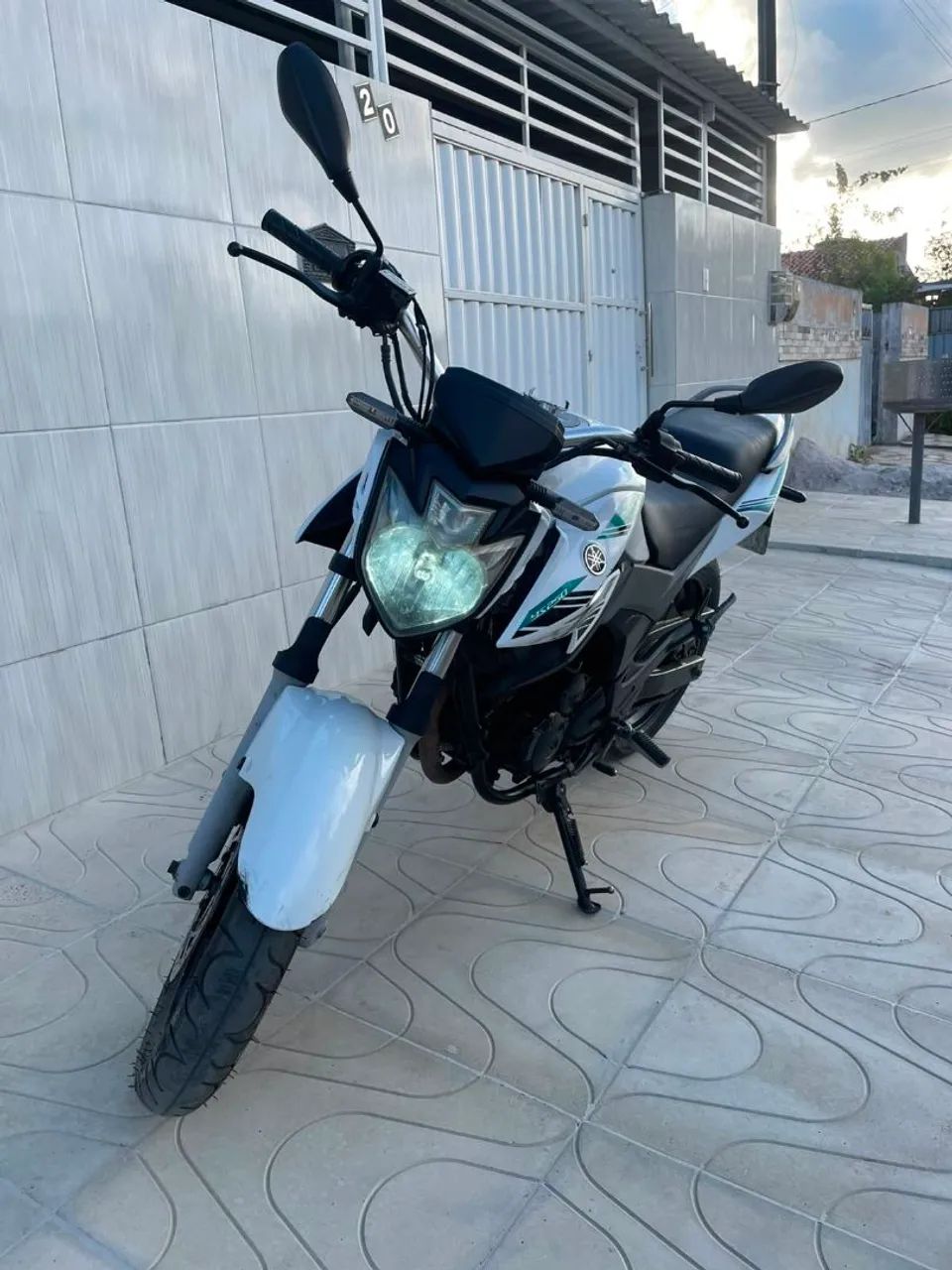 Fazer 250 venda e troca  - Foto 3