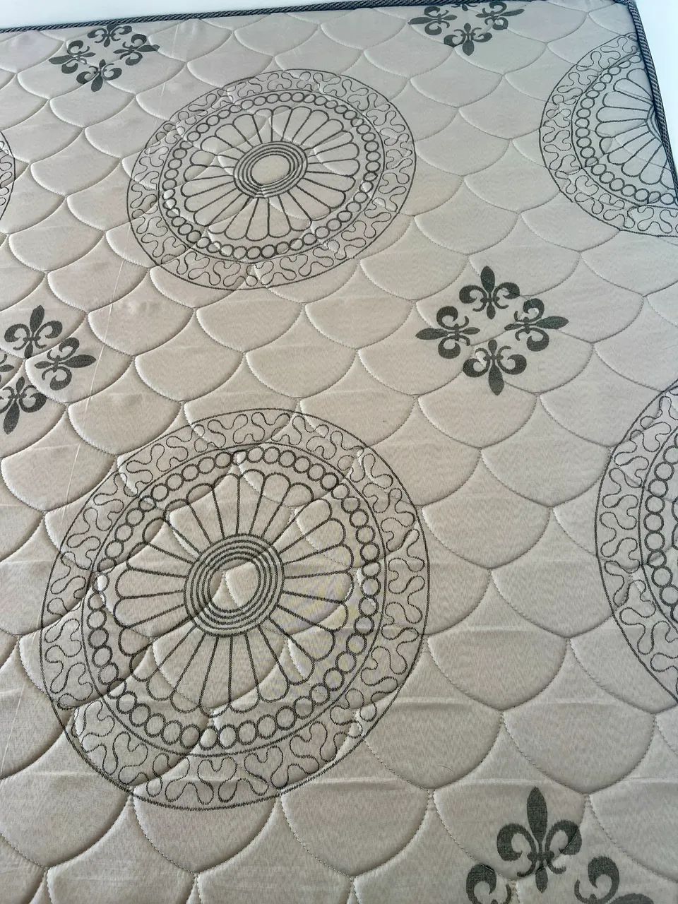 Cama + Colchão de Casal  - Foto 2