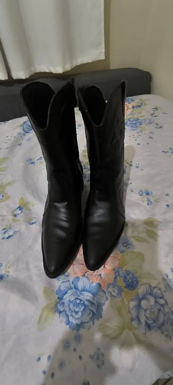 Bota  num.37 $130.00 - Foto 3