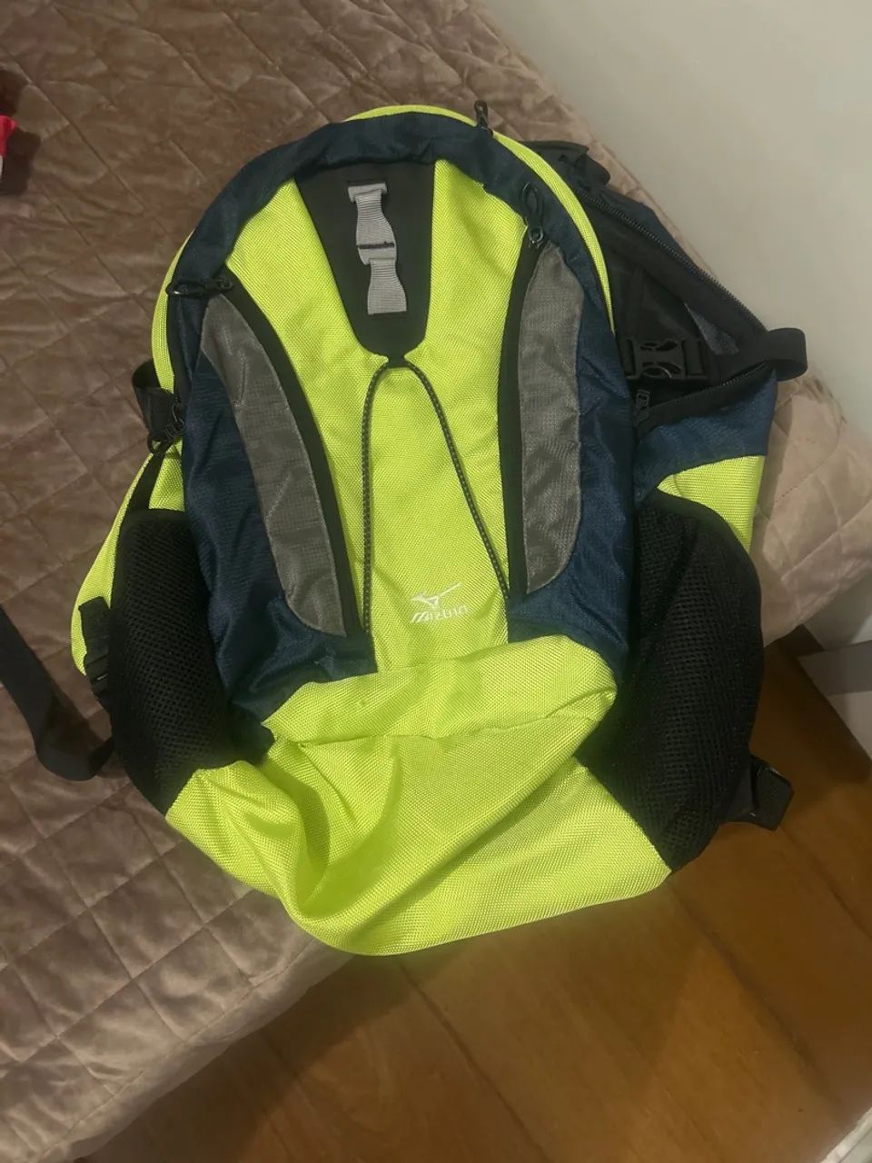 Mochila mizuno verde 