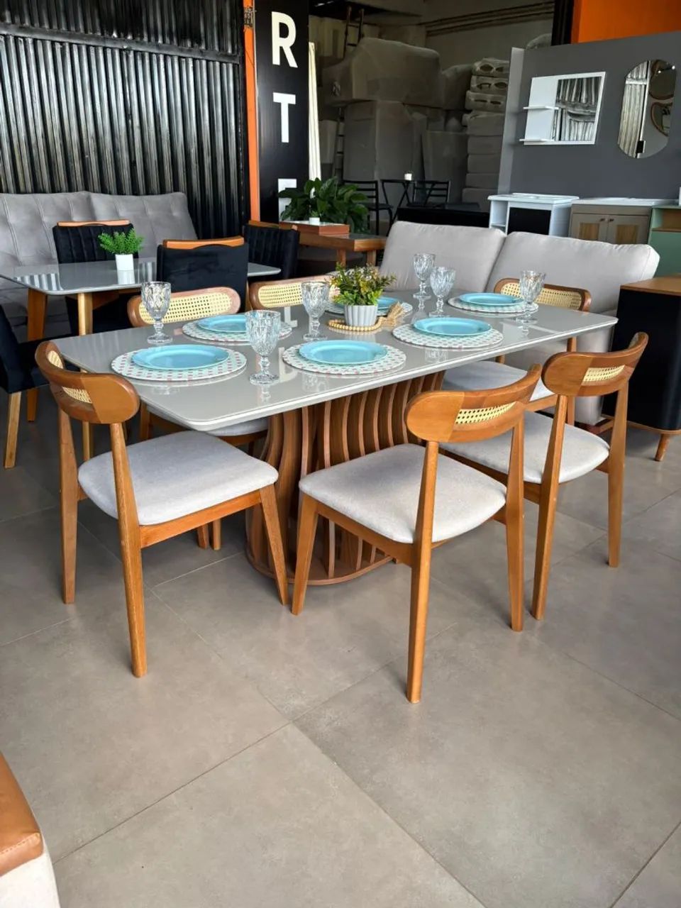 Mesa 100% mdf com 6 cadeiras  - Foto 4