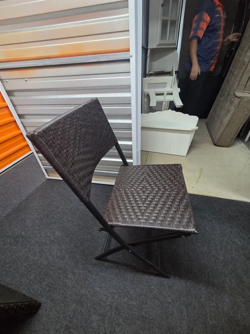 Mesa vime e tampo de vidro + 04 cadeiras desmontavies