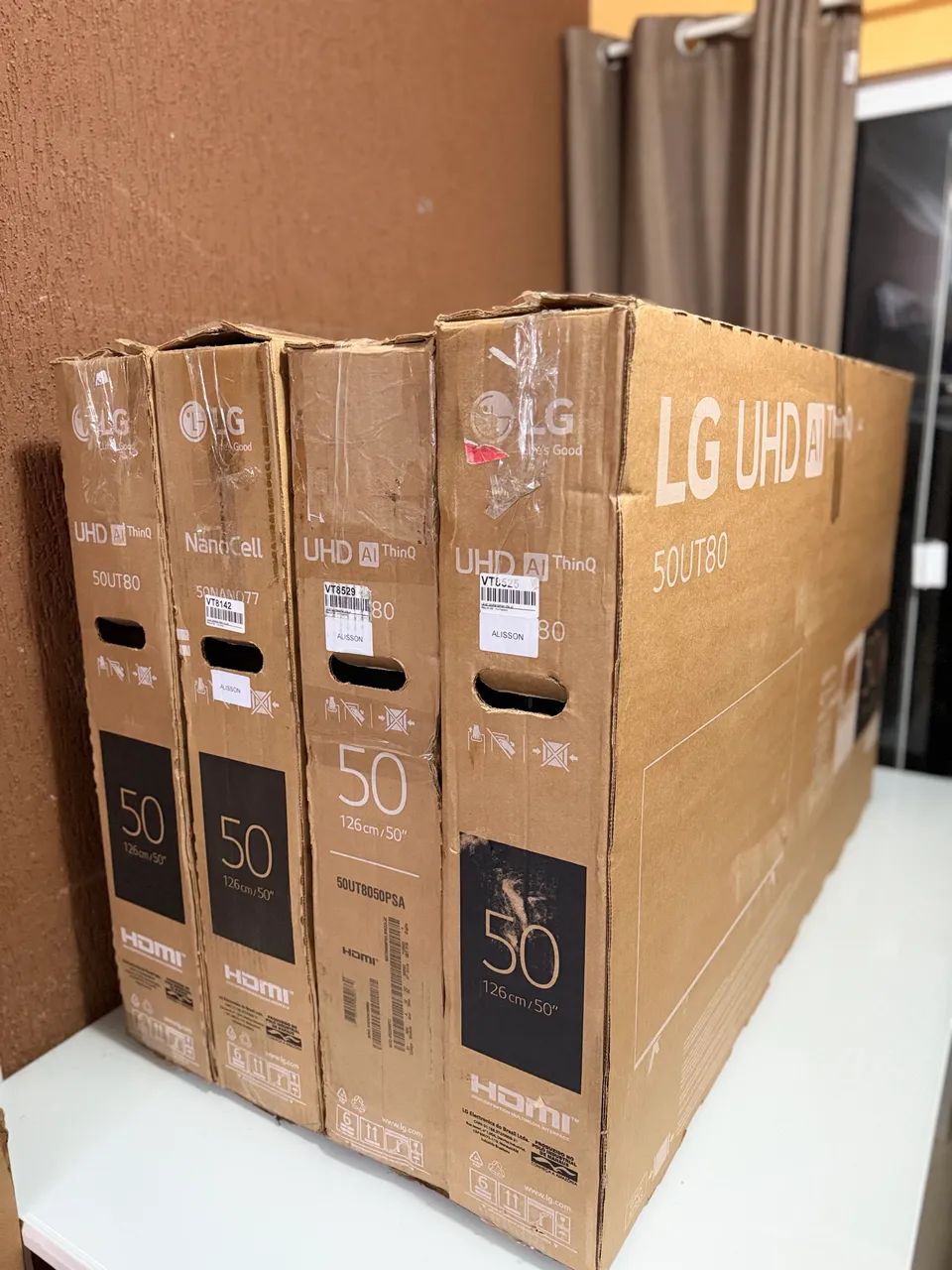 Tv smart 50 polegadas LG na caixa nova com vídeo game integrado 