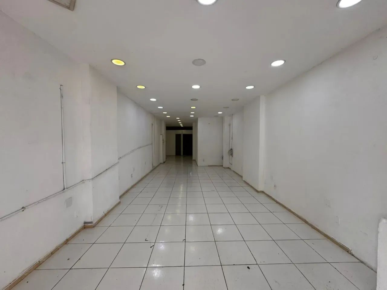 LOJÃO COM CONDOMÍNIO ISENTO - Foto 5