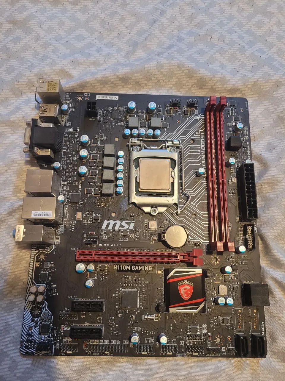 Placa mae h110 com processador i7 de 6° geração 