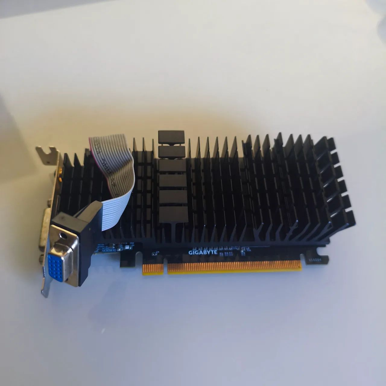 Placa de vídeo GT 710 2gb - Foto 4