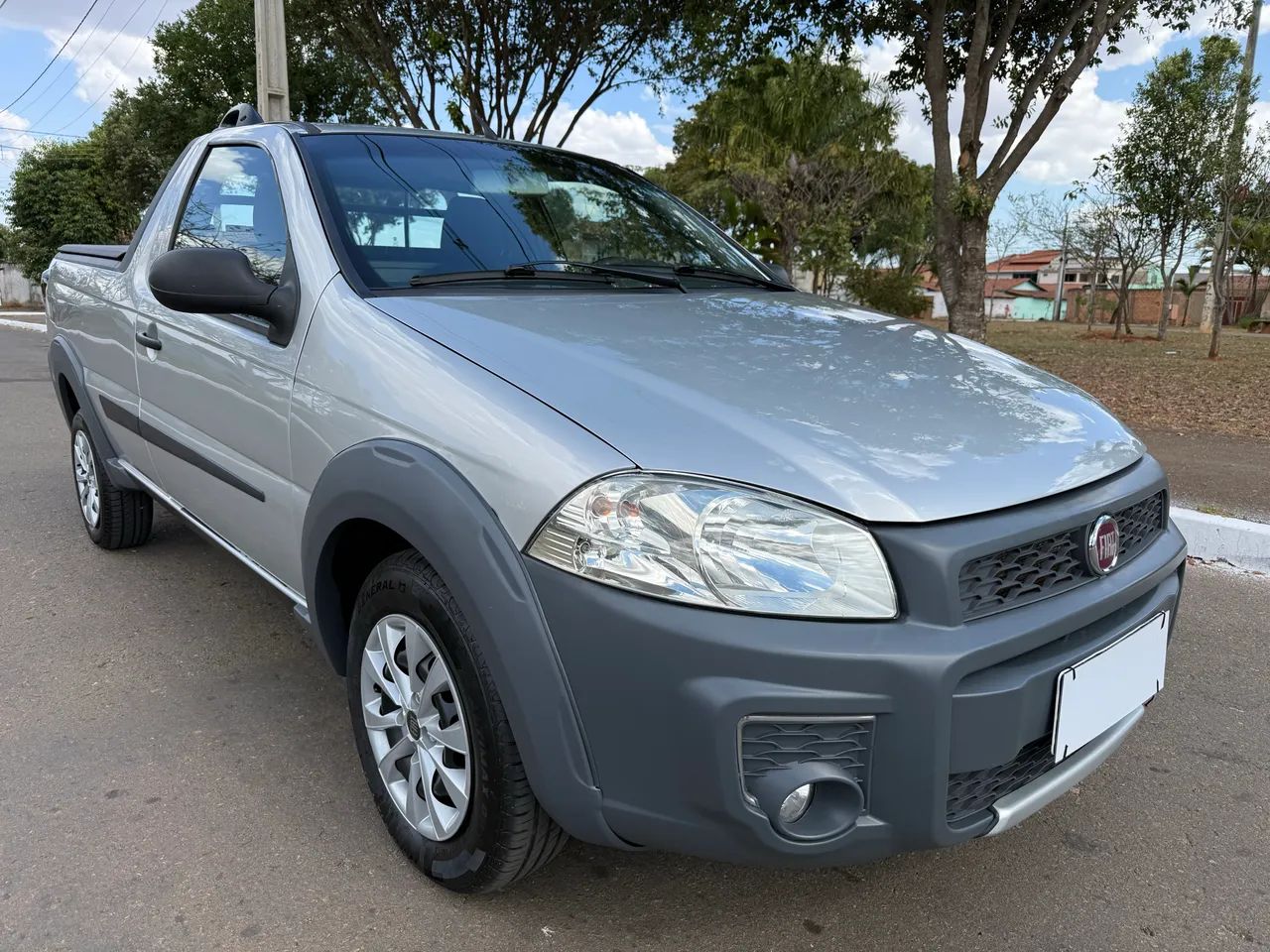Fiat Strada Working Hard 1.4 Fire Flex 8V CS 2017 - Foto 4